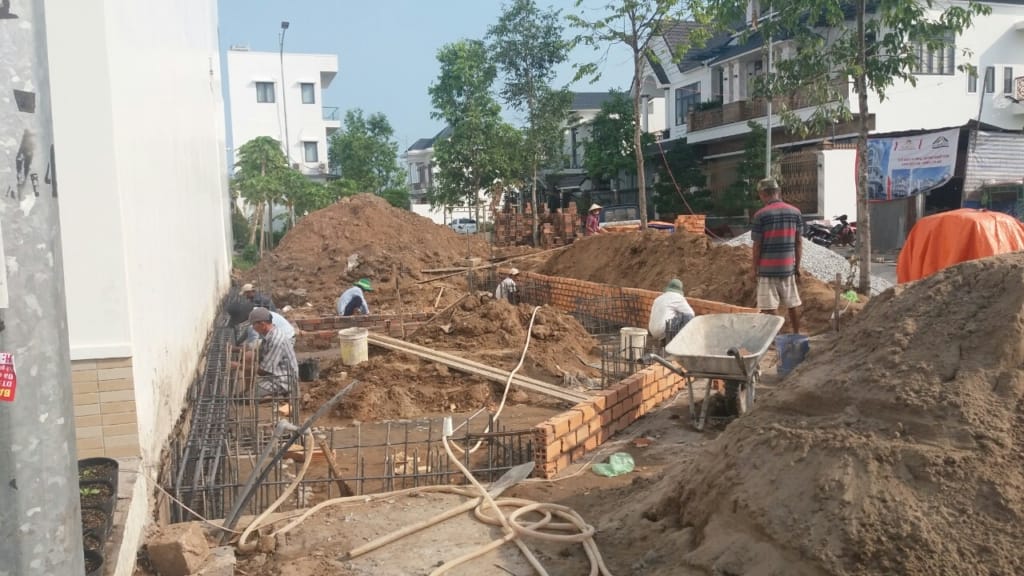 Nhà phố 3 tầng tân cổ điển