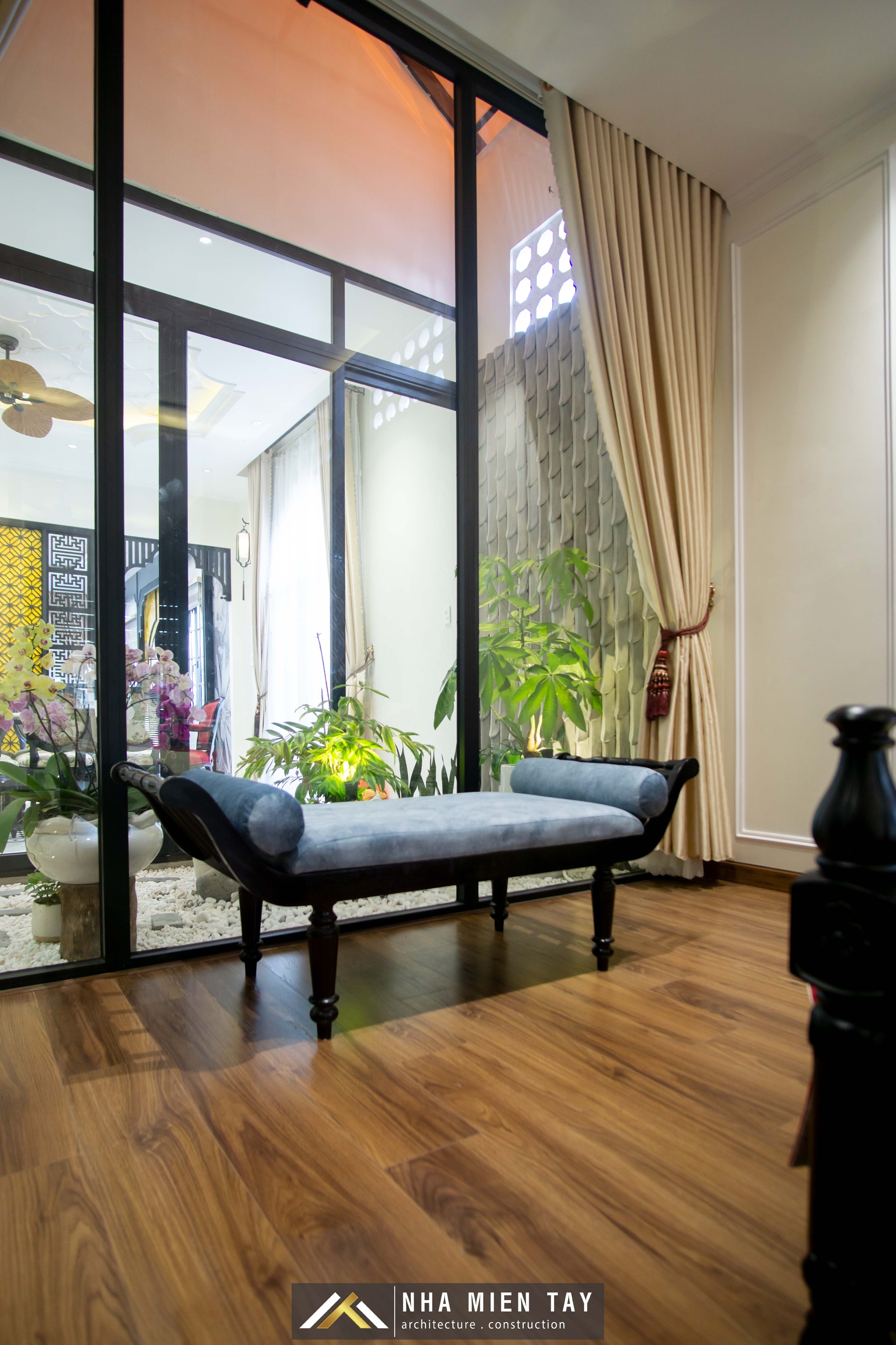 nhà phố phong cách indochine
