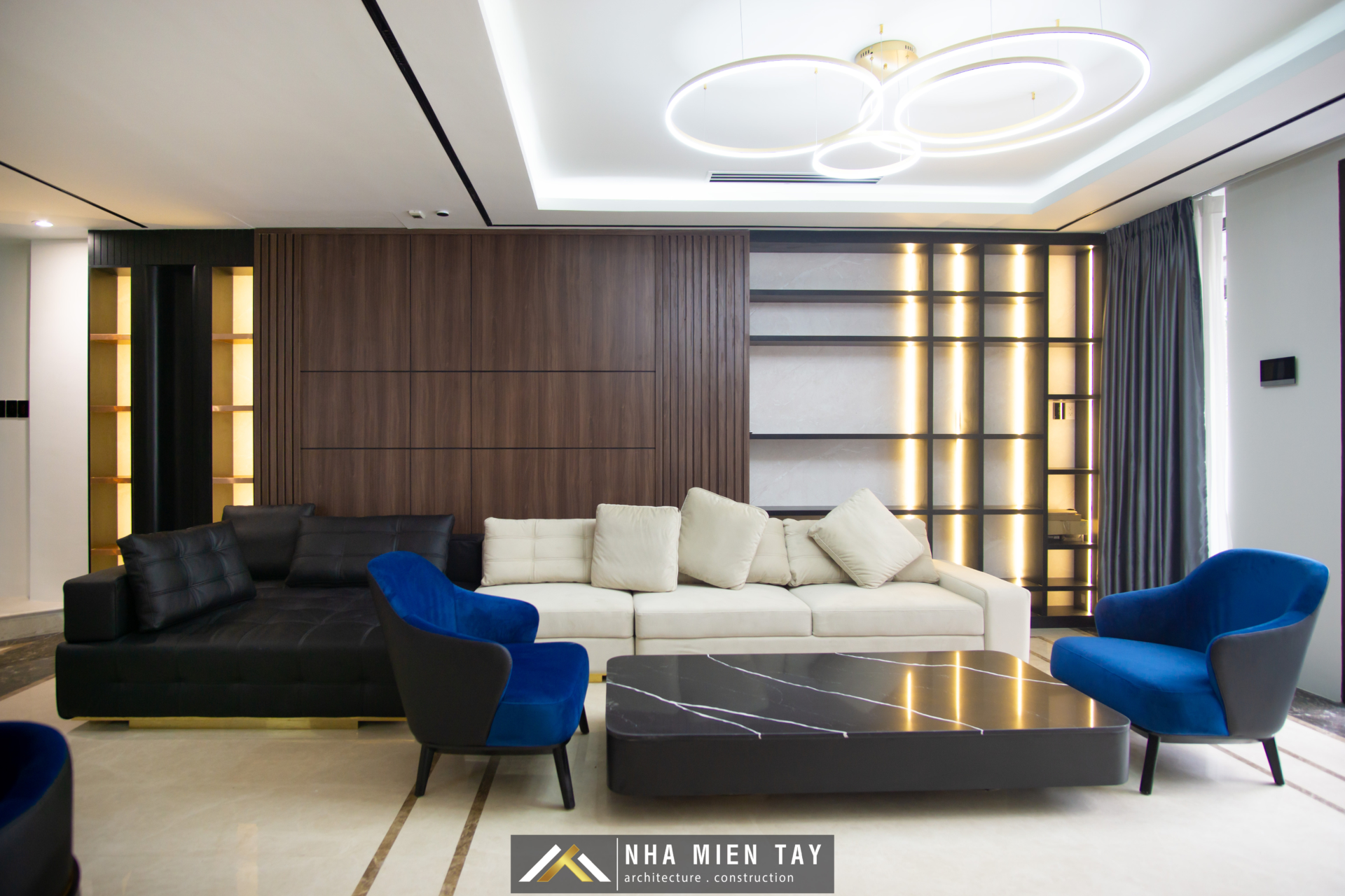 Nhà Miền Tây - Phòng khách Shophouse Vincom Xuân Khánh 1
