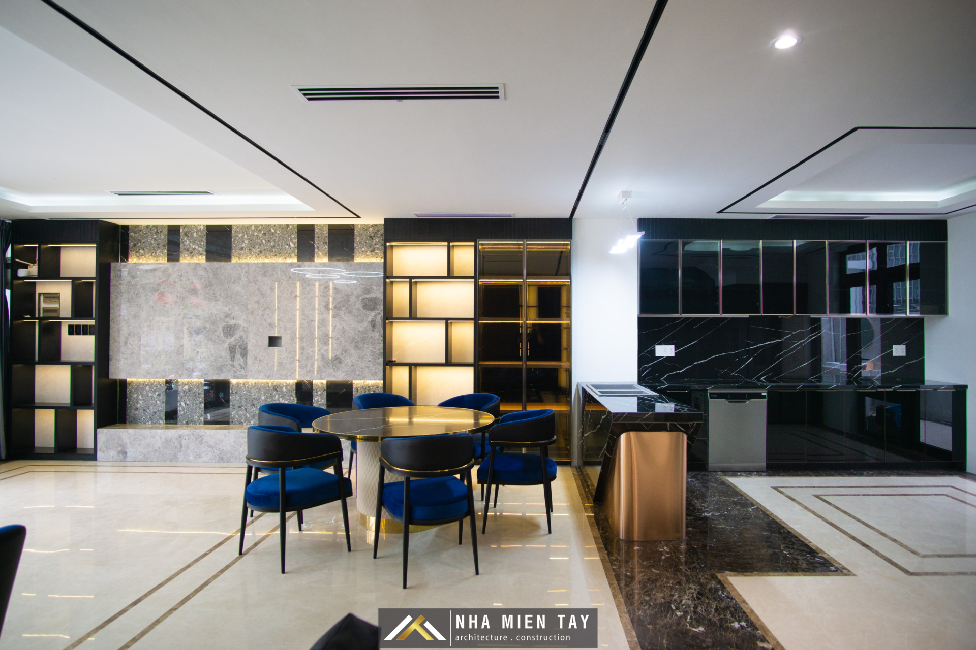 Nhà Miền Tây - Phòng khách Shophouse Vincom Xuân Khánh 6
